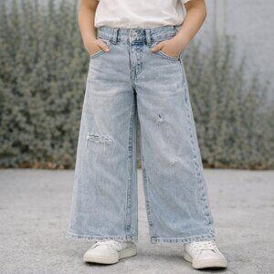 ZARA Girls Wide Leg Distressed Jeans Size 7 Light Wash Denim Culotte Pants